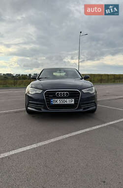 Седан Audi A6 2012 в 