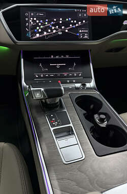 Седан Audi A6 2020 в 