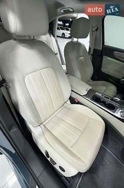 Седан Audi A6 2020 в 