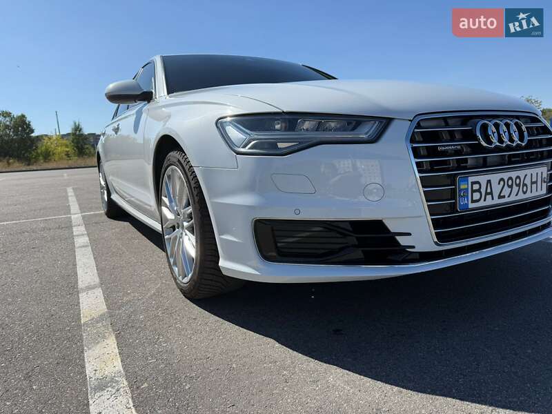 Седан Audi A6 2016 в 