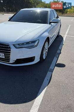 Седан Audi A6 2016 в 