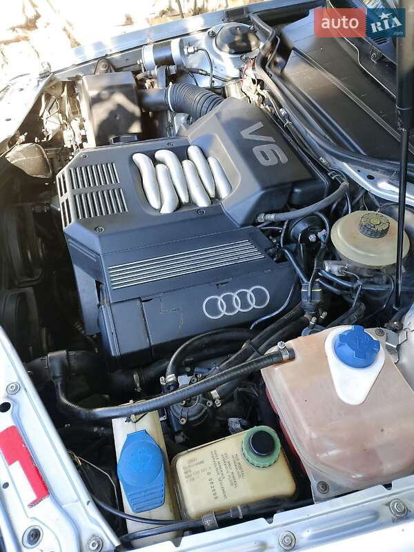 Универсал Audi A6 1997 в Иванковичах