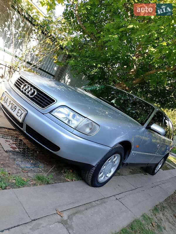 Универсал Audi A6 1997 в Иванковичах