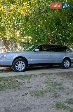 Универсал Audi A6 1997 в Иванковичах