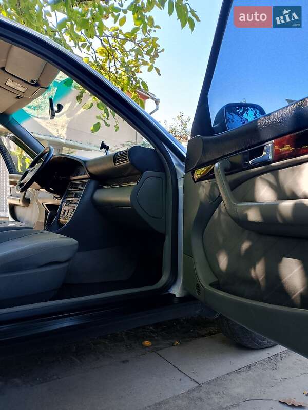 Универсал Audi A6 1997 в Иванковичах