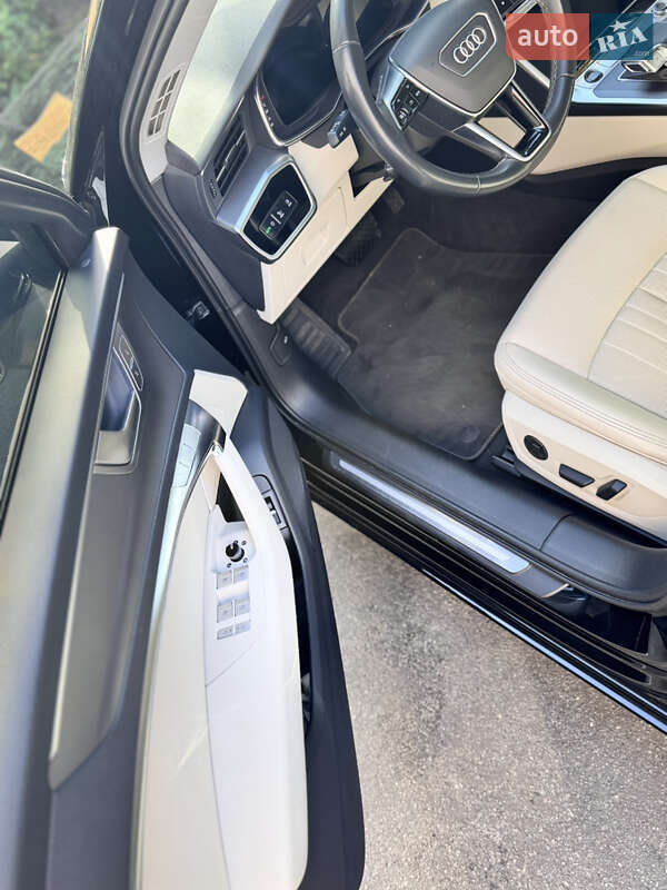 Седан Audi A6 2023 в Києві