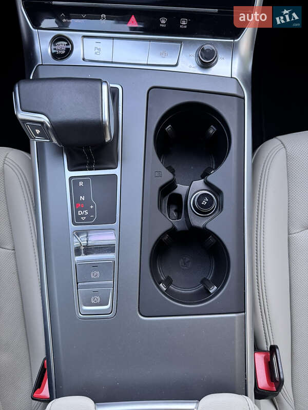 Седан Audi A6 2023 в Києві