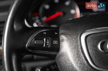 Седан Audi A6 2016 в 