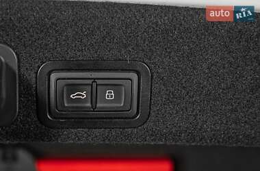 Седан Audi A6 2016 в 