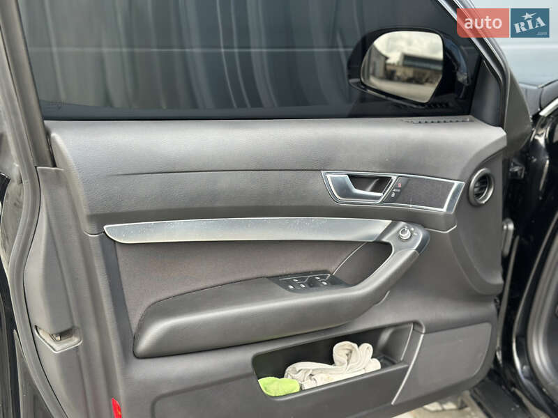 Седан Audi A6 2010 в Сарнах