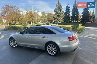 Седан Audi A6 2013 в 