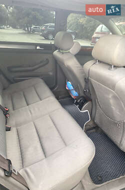 Універсал Audi A6 2003 в 