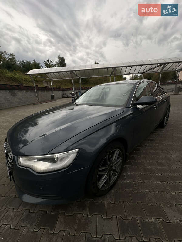 Седан Audi A6 2011 в Ровно