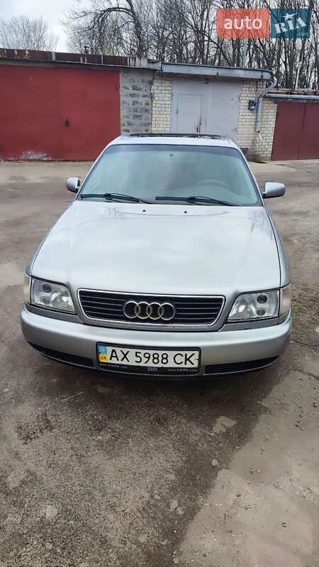 Седан Audi A6 1996 в 