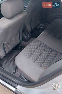 Універсал Audi A6 2004 в 