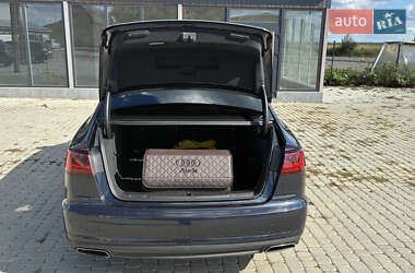 Седан Audi A6 2015 в 