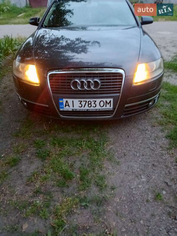 Седан Audi A6 2004 в Глобине