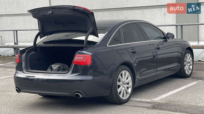 Седан Audi A6 2012 в Киеве