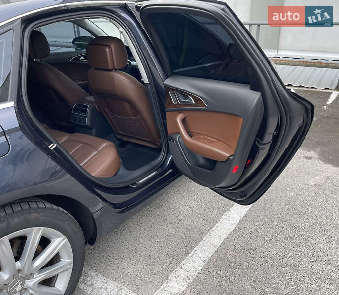 Седан Audi A6 2012 в Киеве