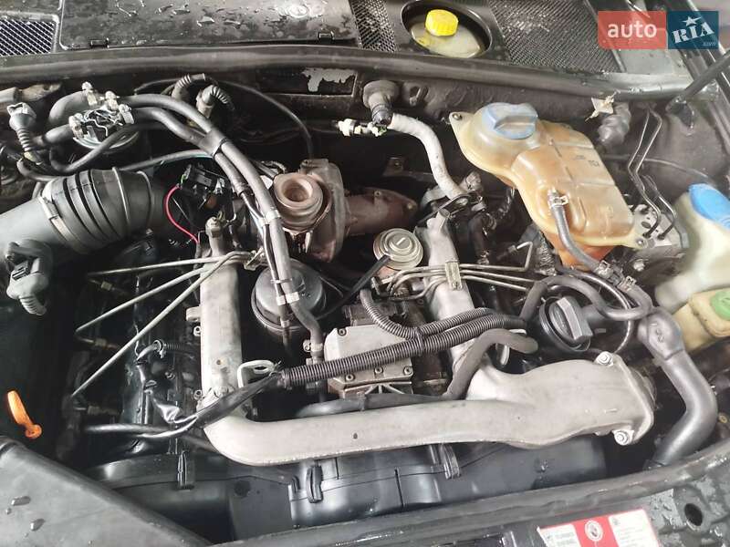 Седан Audi A6 2001 в Ладыжине