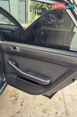 Седан Audi A6 2002 в 