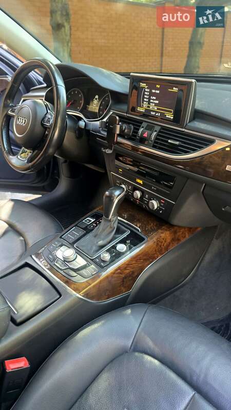 Седан Audi A6 2015 в Днепре