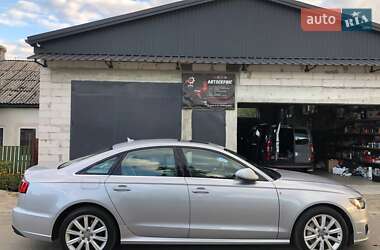 Седан Audi A6 2015 в 