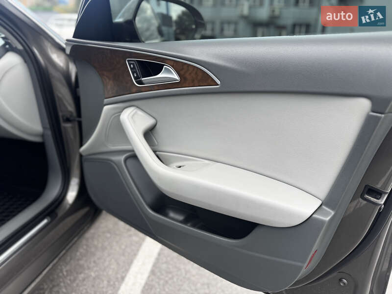 Седан Audi A6 2011 в Хмельницком
