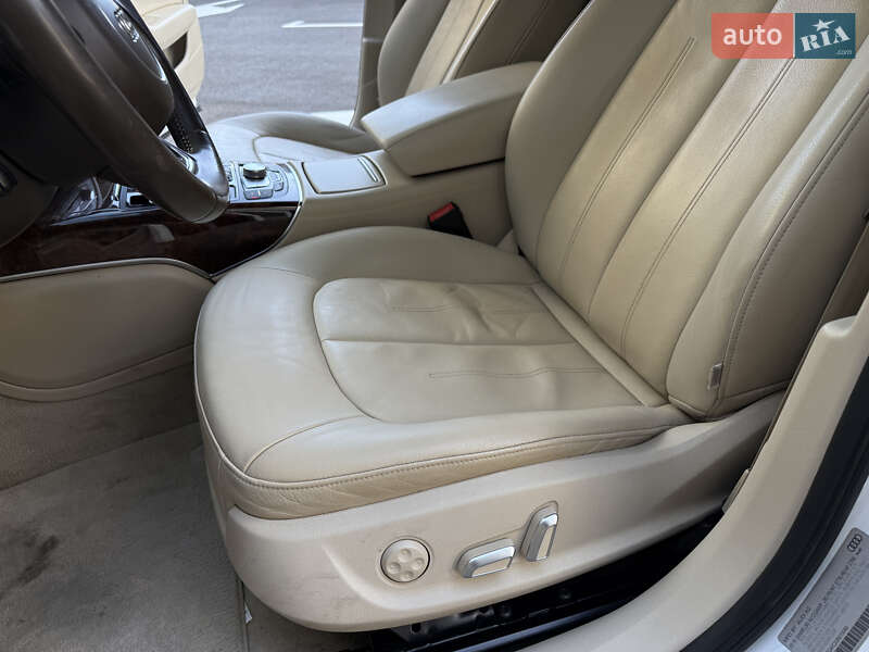 Седан Audi A6 2015 в Киеве