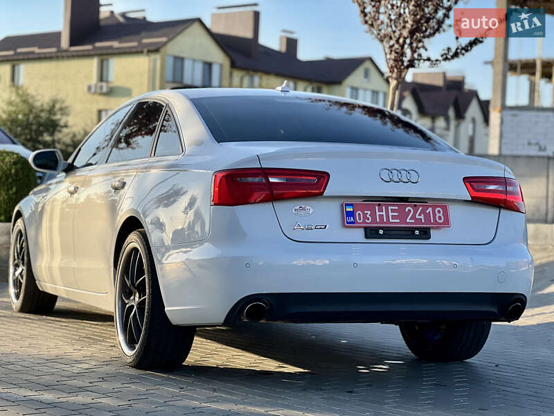 Седан Audi A6 2013 в Ровно
