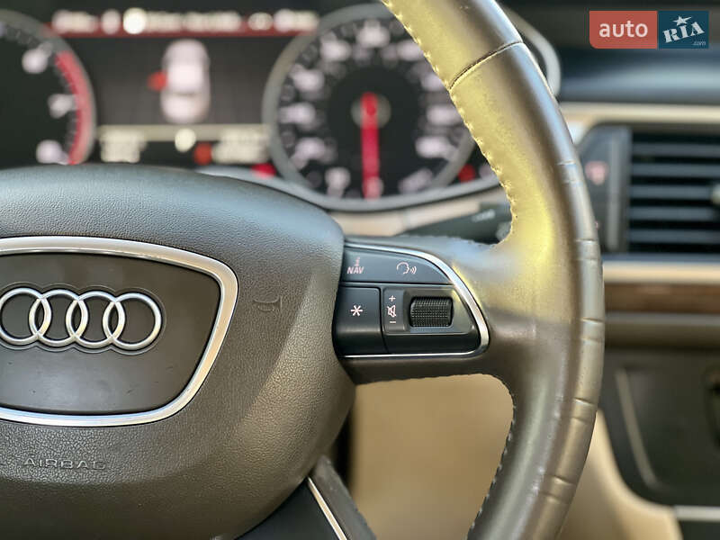 Седан Audi A6 2013 в Ровно