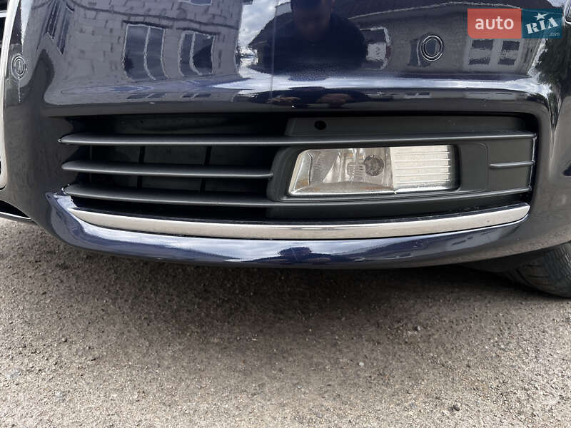 Седан Audi A6 2009 в Тростянце