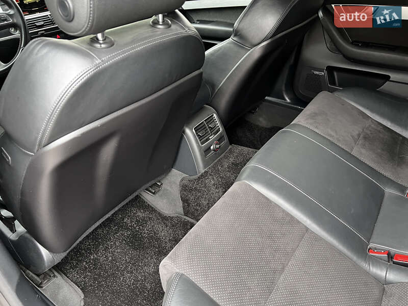 Седан Audi A6 2009 в Тростянце
