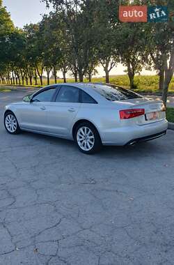 Седан Audi A6 2013 в 