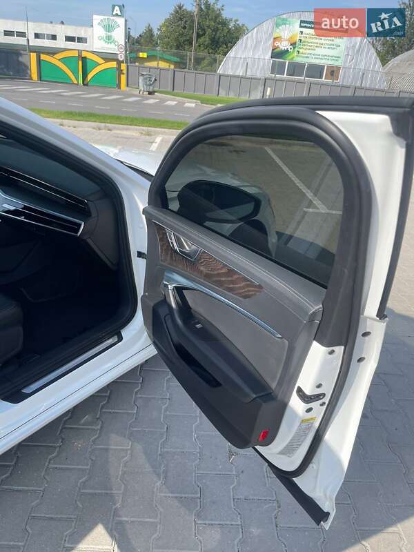 Седан Audi A6 2019 в Тернополе