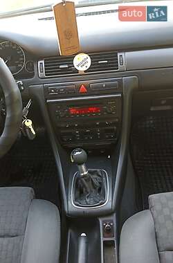 Универсал Audi A6 2002 в 