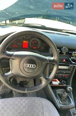 Универсал Audi A6 2001 в 