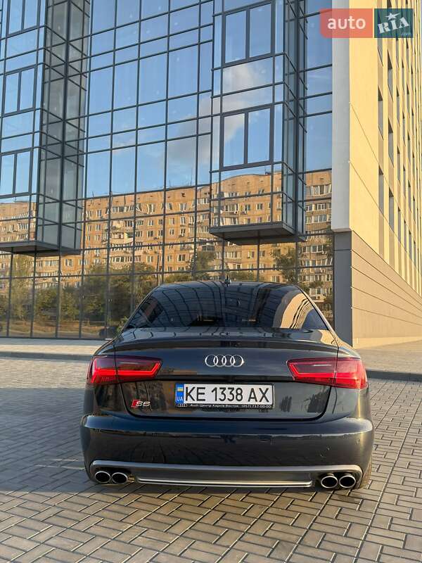 Седан Audi A6 2012 в Днепре