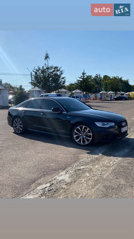 Седан Audi A6 2012 в Иршаве