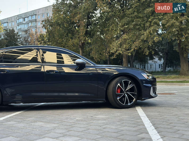 Седан Audi A6 2018 в Рівному