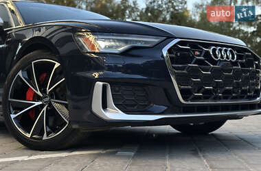 Седан Audi A6 2018 в 