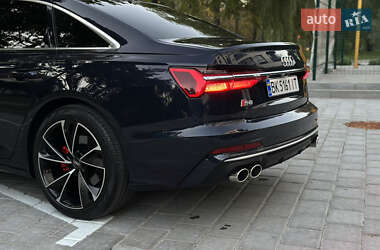 Седан Audi A6 2018 в 