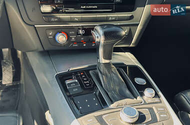Седан Audi A6 2012 в 