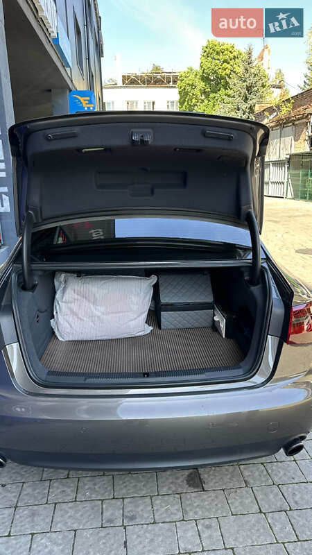 Седан Audi A6 2013 в Львове