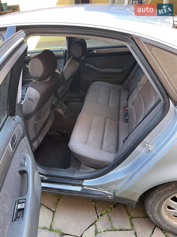 Седан Audi A6 1999 в Мукачево