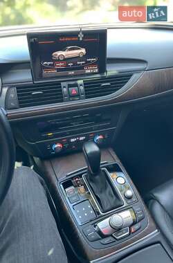 Седан Audi A6 2015 в 