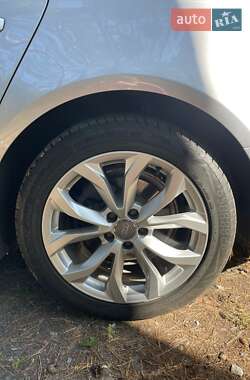 Седан Audi A6 2015 в 