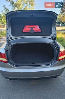 Седан Audi A6 2005 в 
