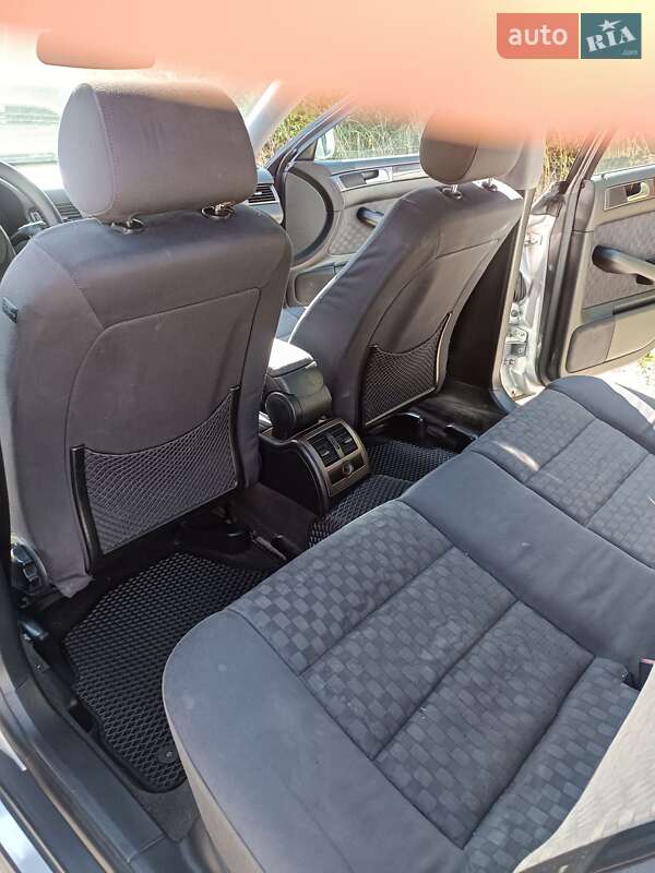 Седан Audi A6 2000 в Борщеві