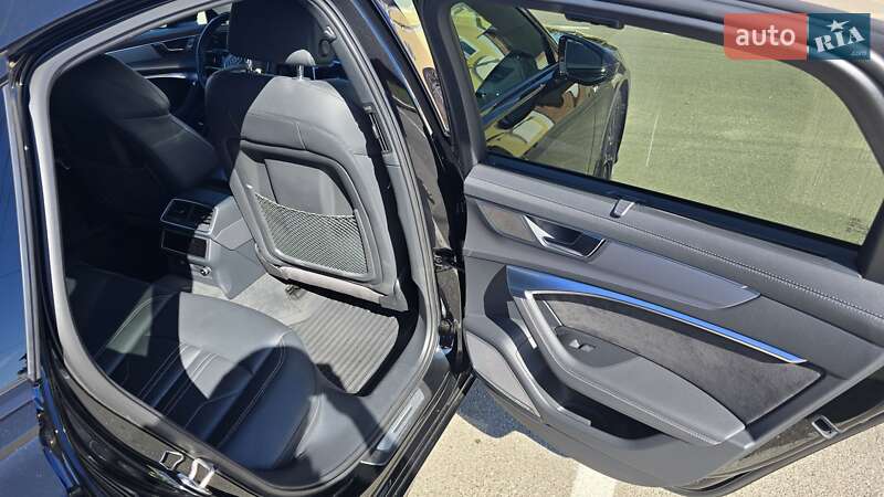 Седан Audi A6 2018 в Киеве
